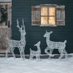 Famille De Rennes Lumineux SolairesSwinsty, En Acrylique 15 Famille De Rennes Lumineux SolairesSwinsty, En Acrylique -Light4fun Boutique D XX20012 Famille de rennes de noel devant cabane eteints